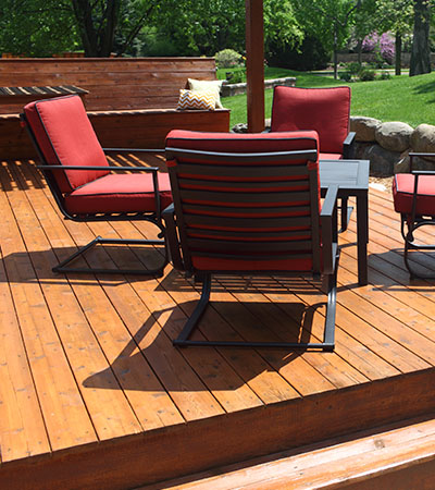 Service deck